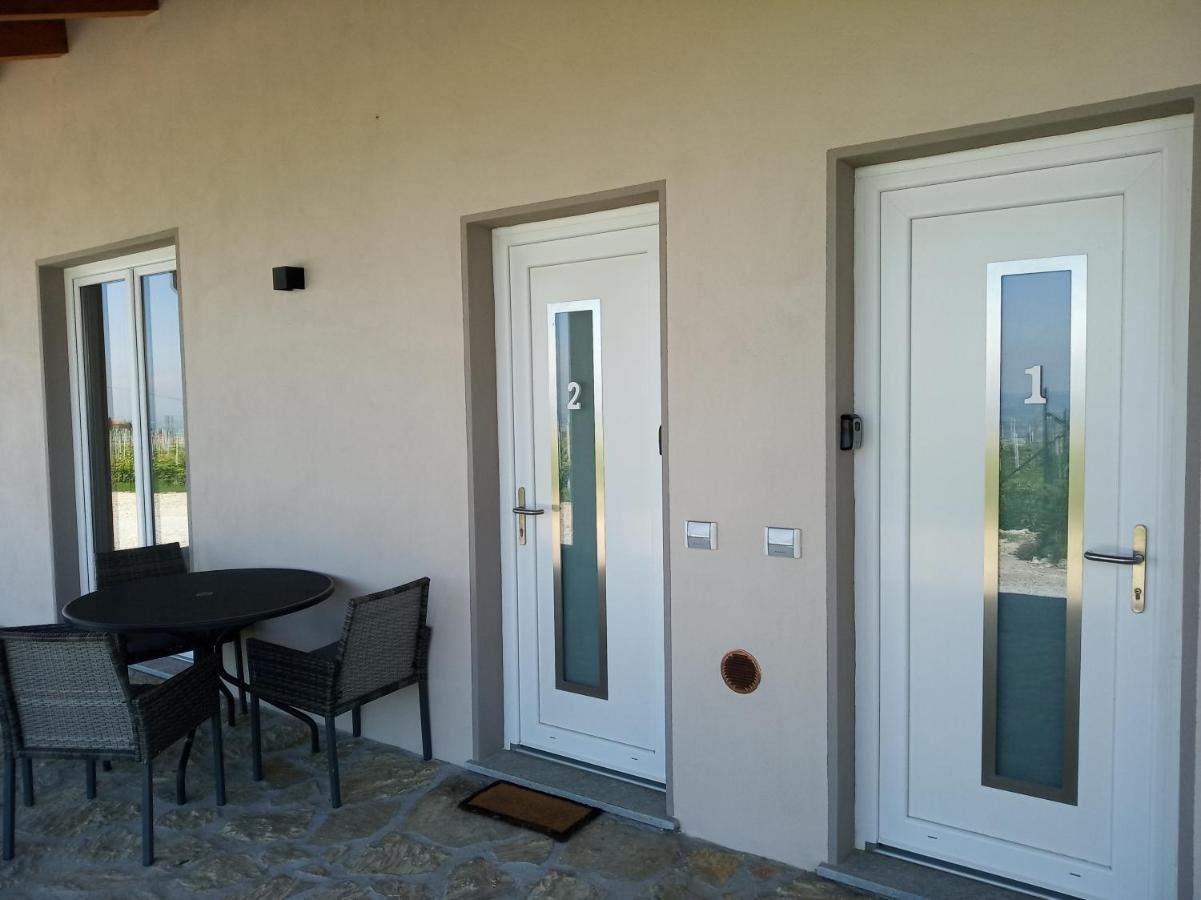 Ciabot Family Apartments Treiso Apt2 Buitenkant foto
